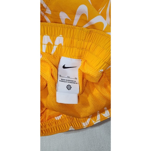 nike swim trunks Xl men orange - Picture 9 of 9